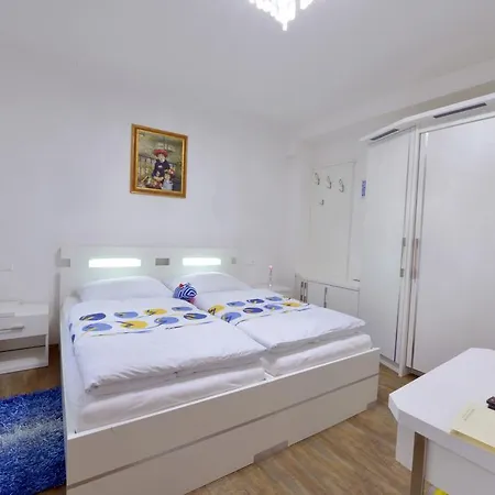 Gastehaus Rabl Guest house *